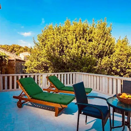 My Mediterranean Dream - A Mediavel Country *