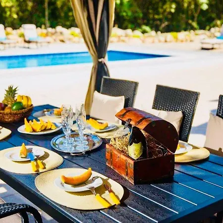 My Mediterranean Dream - A Mediavel Country Villa Gruda